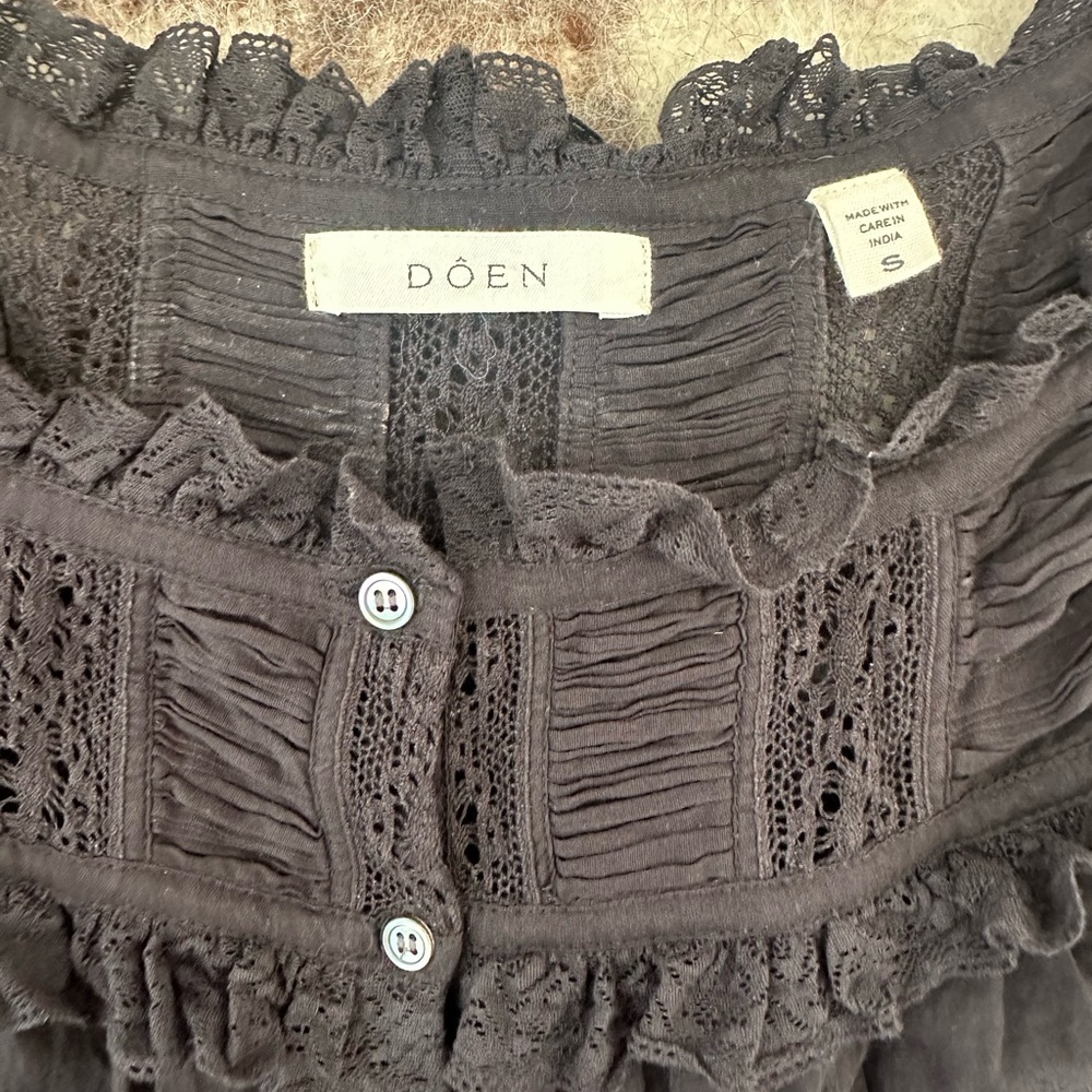 Dôen Fidella Black Tank Top - Picture 5 of 7